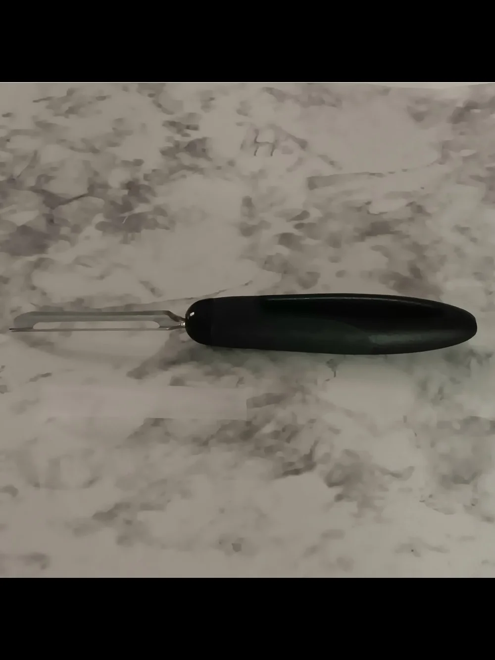 Pampered Chef Retired Vegetable Peeler — EUC